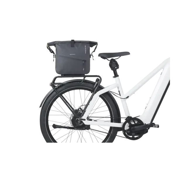Basil Navigator Storm - bagagedragertas MIK - 13 liter - zwart