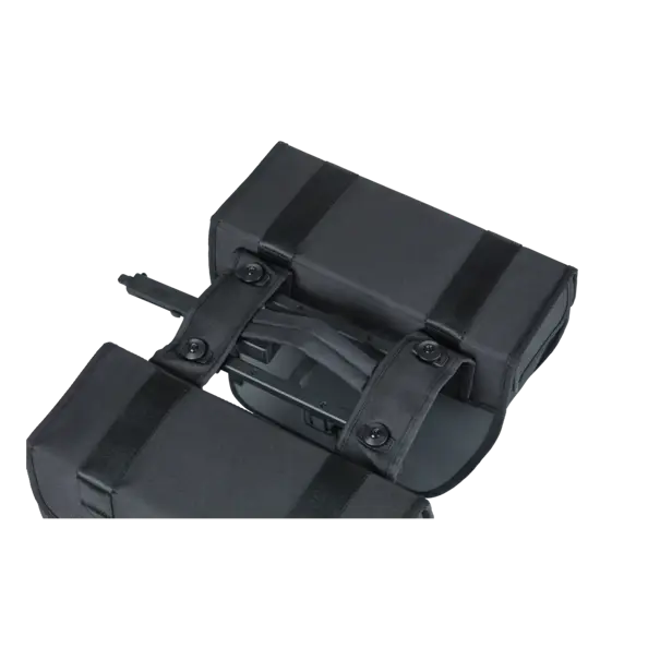 Basil Tour Waterproof - dubbele fietstas MIK - 28 liter - zwart
