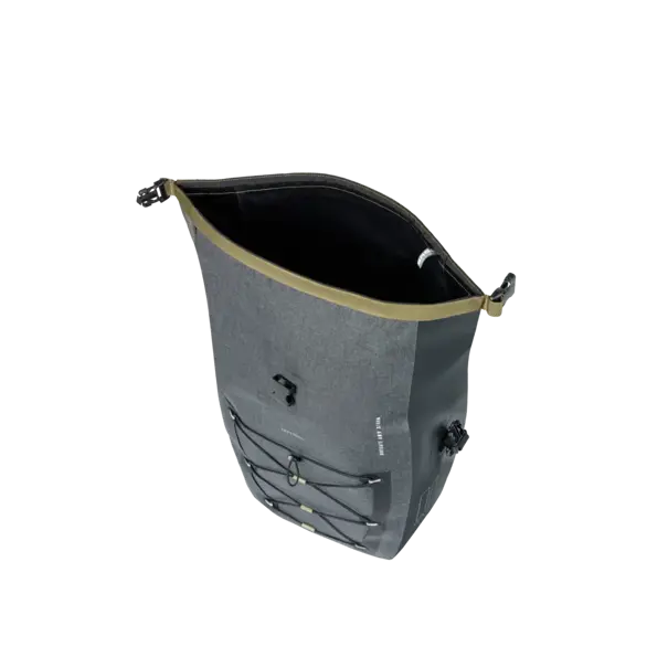 Basil Navigator Storm MIK Studs  L - enkele fietstas - 25-31 liter - zwart