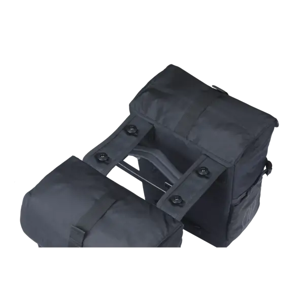 Basil Move -  dubbele fietstas MIK - 30 liter - zwart
